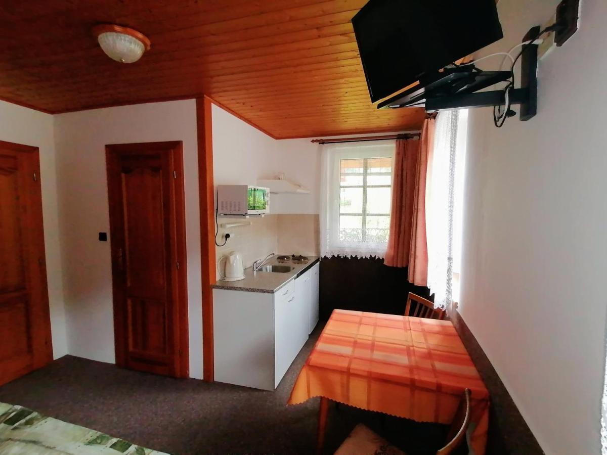 Apartmany 670 Pod Lysou Horou 捷克布杰约维采 外观 照片